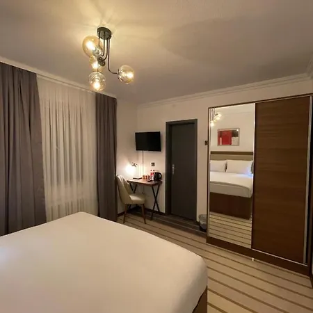 Casa Andalucia Hotel 3*