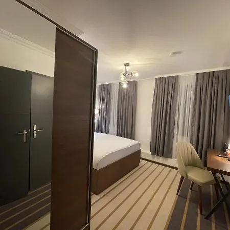 Casa Andalucia Hotel 3*