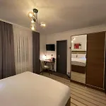Casa Andalucia Hostel *