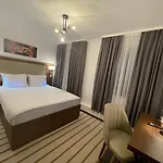 Casa Andalucia Hostel