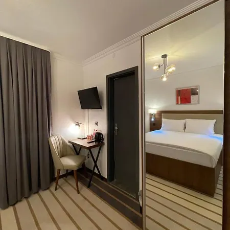 Casa Andalucia Hostel Hallbergmoos