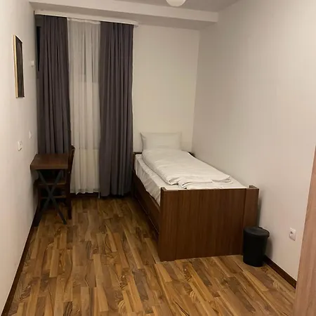 Hostel Casa Andalucia Hallbergmoos