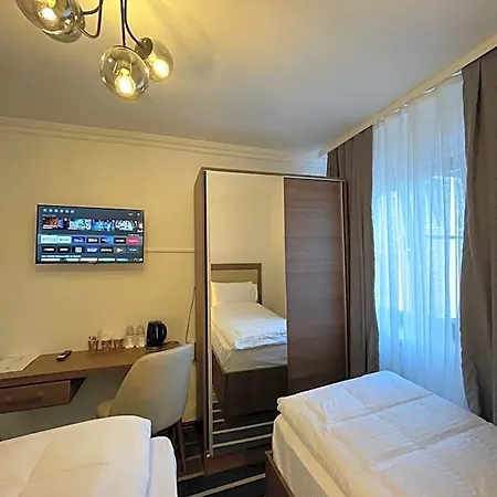 Casa Andalucia Hostal Hallbergmoos