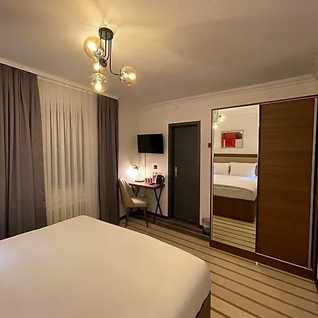 Hostal Casa Andalucia Hallbergmoos