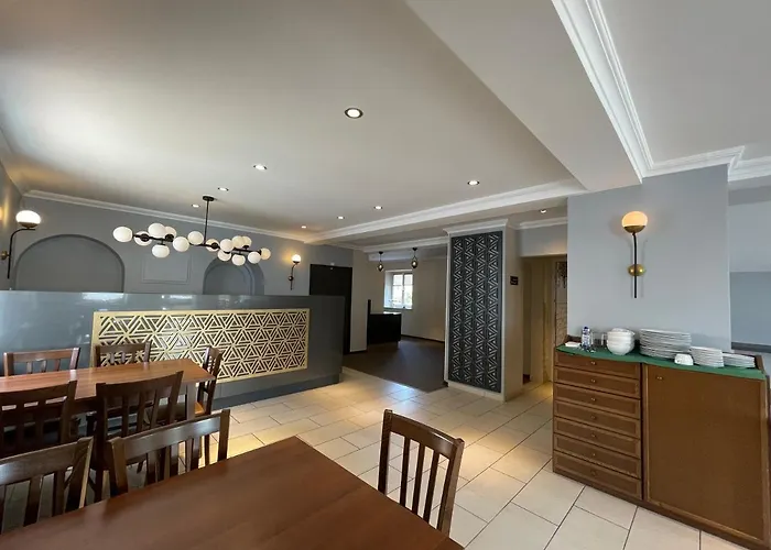 Casa Andalucia Хостел Халльбергмос