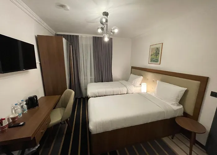 Casa Andalucia بيت شباب هالبرغموس